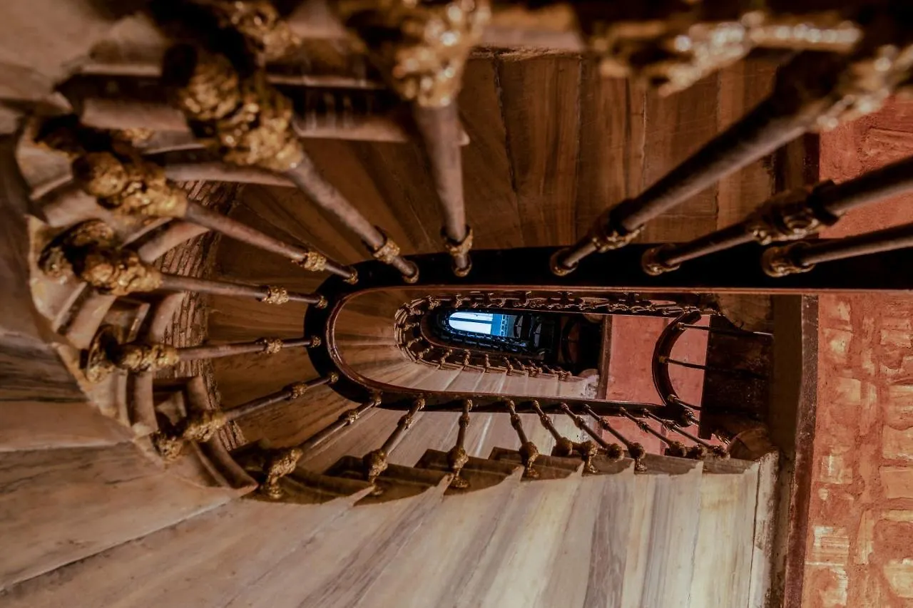Sanat Hostel Taksim Istambul