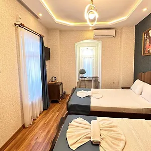3* Hotel La Vien Old