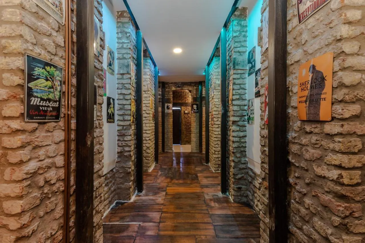 Sanat Hostel Taksim Istanbul