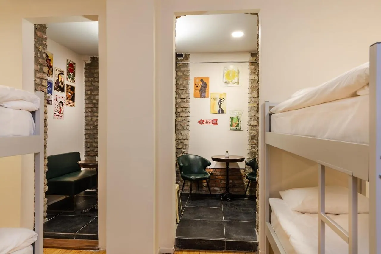 Sanat Hostel Taksim 이스탄불 터키